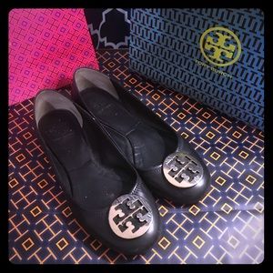 Black Tory Burch flats size 10